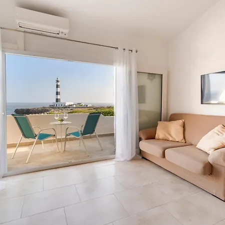 Vista Faro-apartamento Con Balcon Que Mira Al Mar Lägenhet