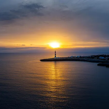 Apartamento Vista Faro-apartamento Con Balcón Que Mira Al Mar